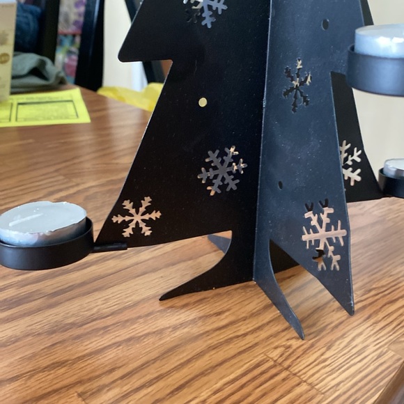 Black Metal Tree With 6 Tea Light Candles - Picture 4 of 7